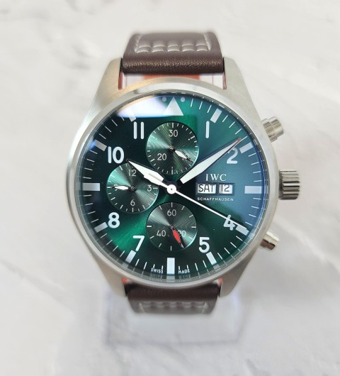 [국내발송상품] IWC 파일럿워치 그린 다이얼 41MM